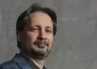 Лукашенко поверил в чудо-рыбу и золотые яйца