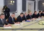 Других вариантов у Лукашенко нет