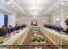 Лукашенко потребовал от силовиков готовиться к «наземной операции»