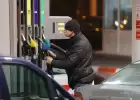«Возможно, уже на следующей неделе в Беларуси начнут вводить лимитированный отпуск бензина»